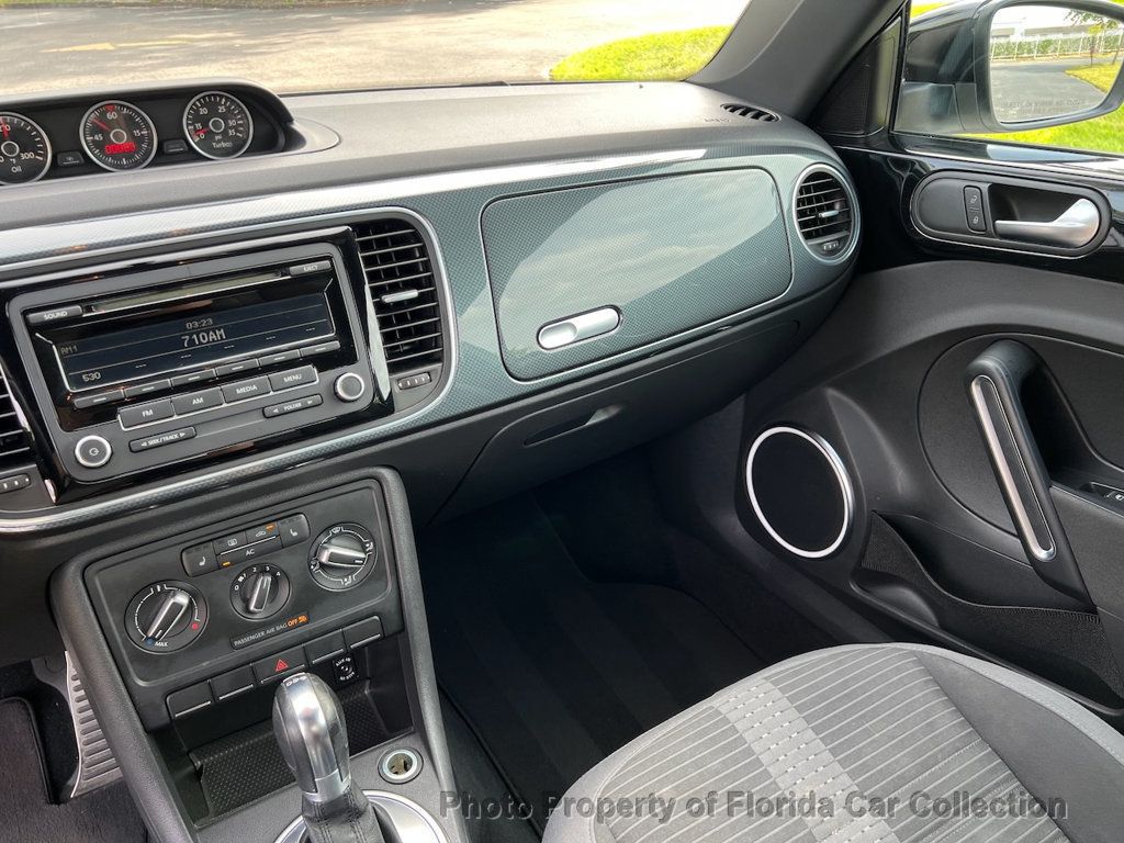 2012 Volkswagen Beetle Black Turbo Coupe DSG PZEV - 22787758 - 7