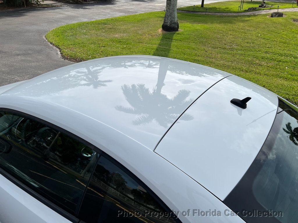 2012 Volkswagen Beetle Coupe DSG 2.0T Black Turbo Launch Edition PZEV - 22787758 - 27