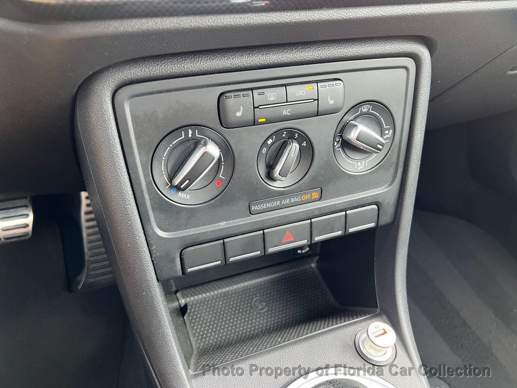 2012 Volkswagen Beetle Coupe DSG 2.0T Black Turbo Launch Edition PZEV - 22787758 - 66