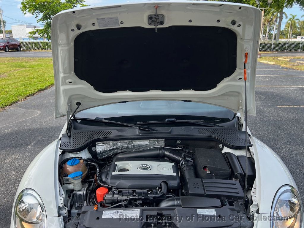 2012 Volkswagen Beetle Coupe DSG 2.0T Black Turbo Launch Edition PZEV - 22787758 - 77