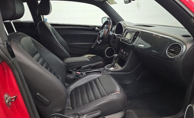 2012 Volkswagen Beetle TURBO PZEV - 23011749 - 6