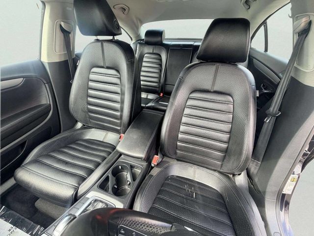 2012 Volkswagen CC 4dr Sedan DSG R-Line PZEV - 23028780 - 17