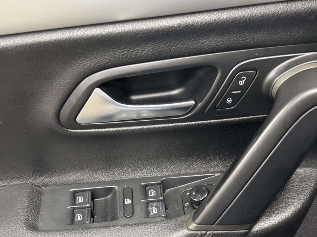 2012 Volkswagen CC 4dr Sedan Manual Sport - 23018969 - 24