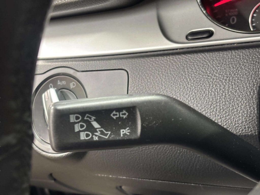 2012 Volkswagen CC 4dr Sedan Manual Sport - 23018969 - 29