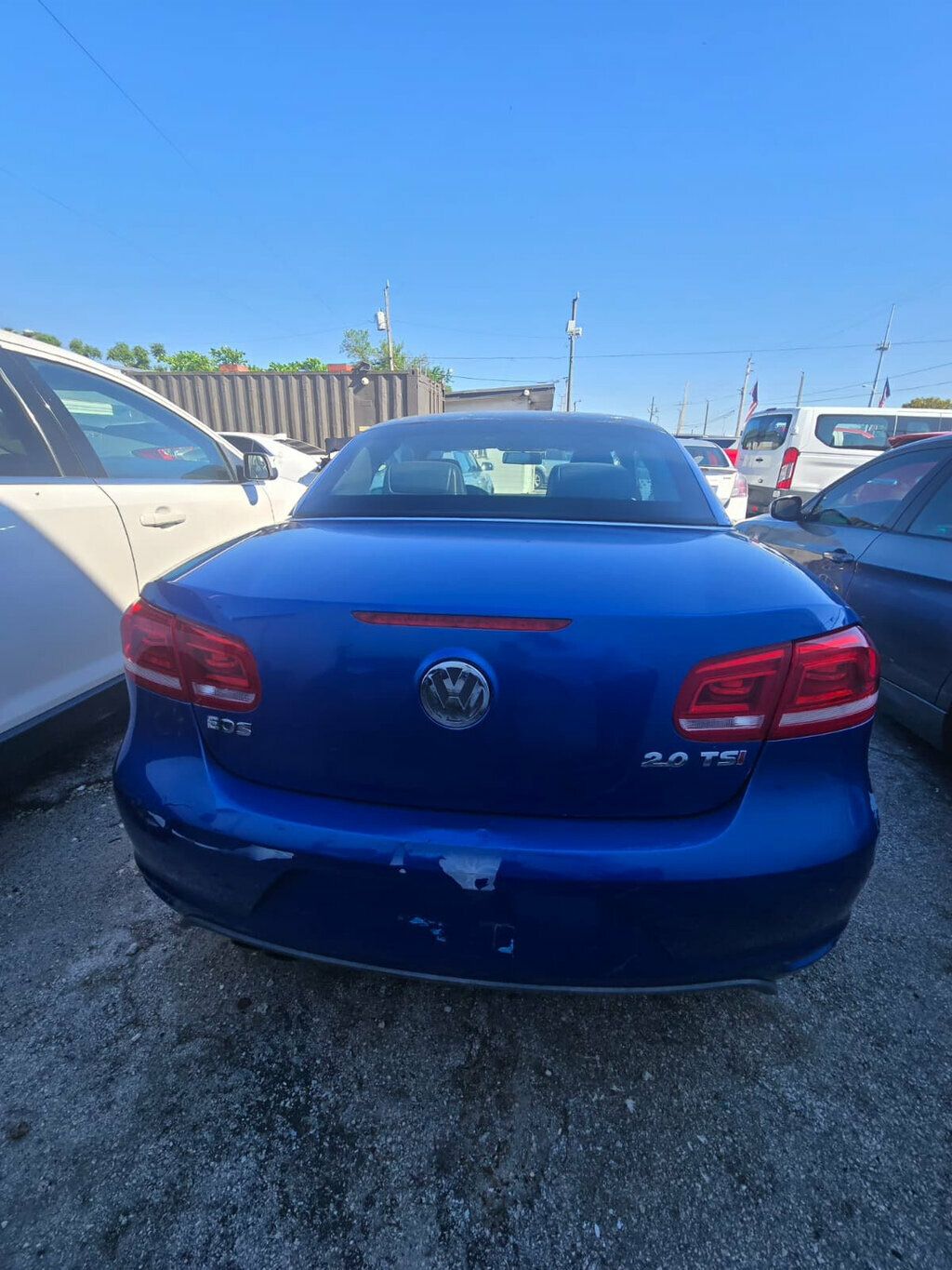 2012 Volkswagen Eos 2dr Convertible Komfort SULEV - 23011844 - 1