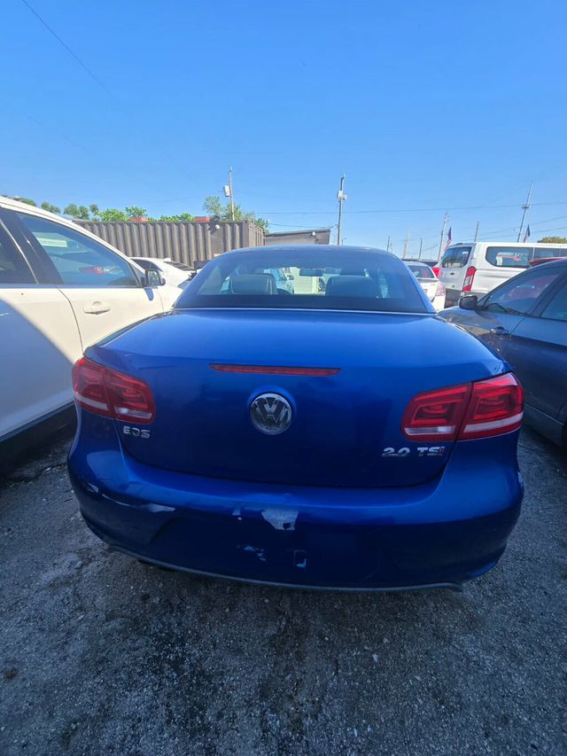 2012 Volkswagen Eos 2dr Convertible Komfort SULEV - 23011844 - 1