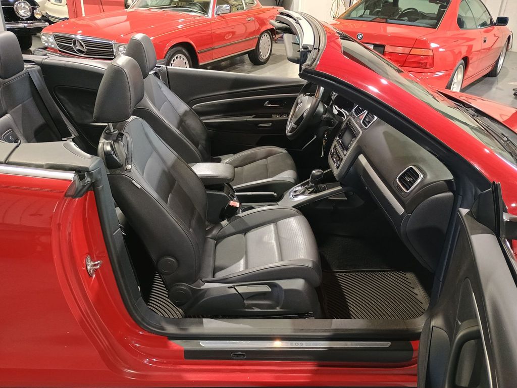 2012 Volkswagen Eos 2dr Convertible Komfort SULEV Clean Title Florida Car - 23034673 - 40