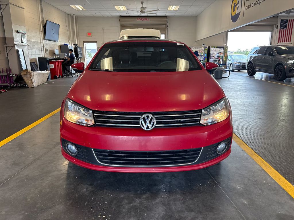 2012 Volkswagen Eos 2dr Convertible Komfort SULEV Clean Title Florida Car - 23034673 - 7