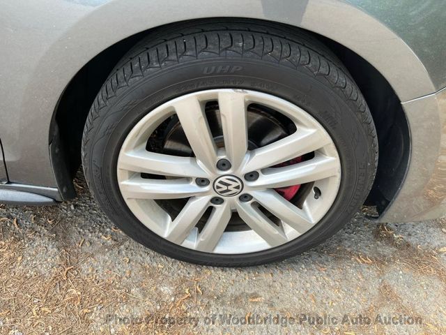 2012 Volkswagen GLI 4dr Sedan DSG Autobahn PZEV - 23015354 - 11
