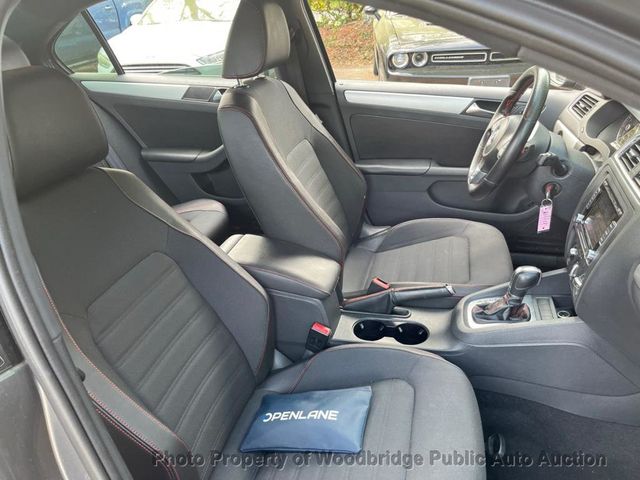 2012 Volkswagen GLI 4dr Sedan DSG Autobahn PZEV - 23015354 - 5