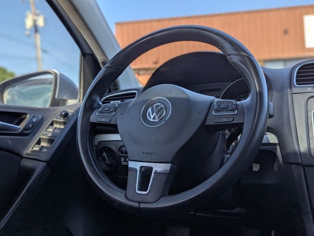 2012 Volkswagen Golf 4dr Hatchback DSG TDI w/Tech Pkg - 22998849 - 17