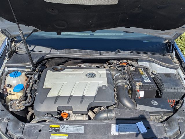 2012 Volkswagen Golf 4dr Hatchback DSG TDI w/Tech Pkg - 22998849 - 20