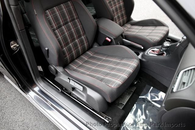 2012 Volkswagen Golf GTI Base Trim - 22296586 - 24