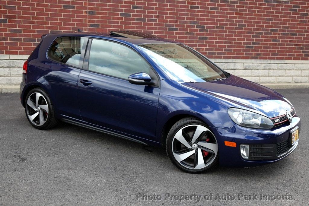 2012 Volkswagen Golf GTI Base photo 10