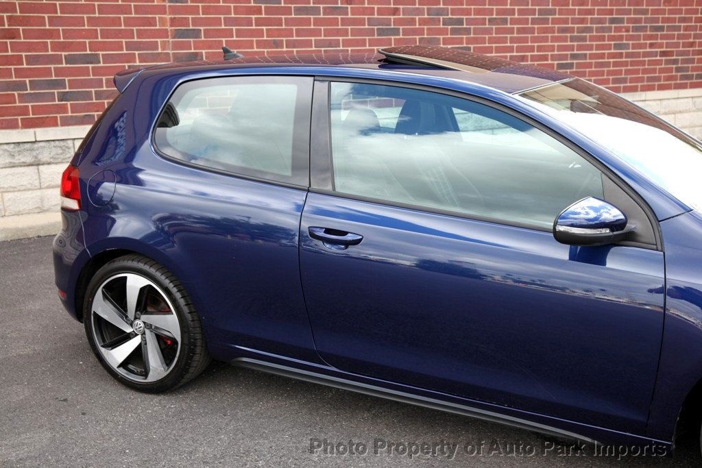 2012 Volkswagen Golf GTI Base photo 11
