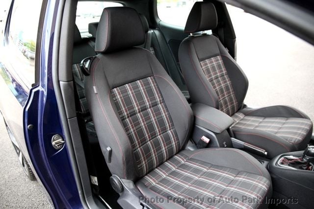 2012 Volkswagen Golf GTI Base Trim - 22872214 - 25