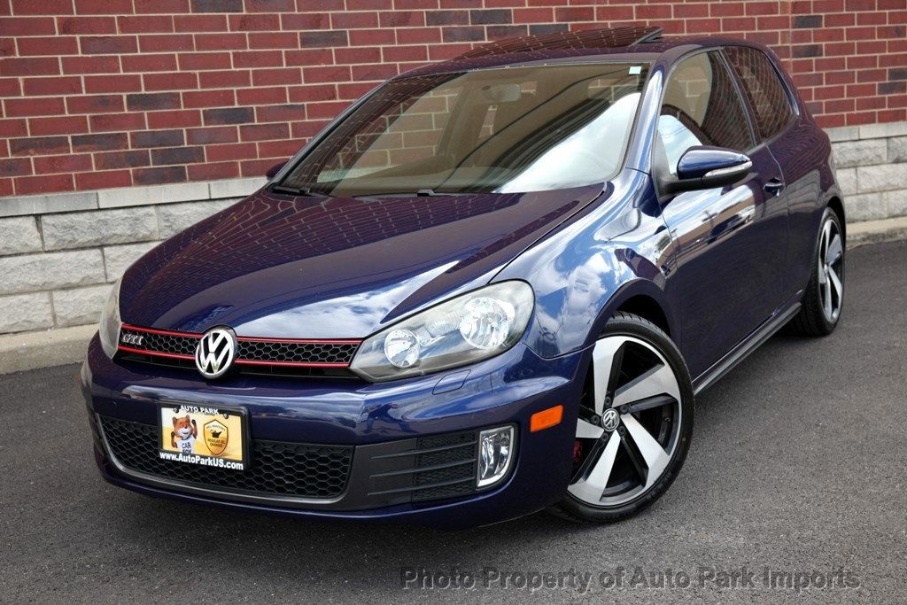 2012 Volkswagen Golf GTI Base photo 2
