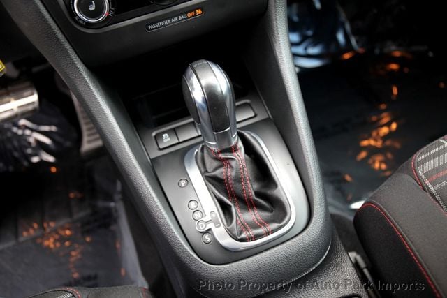 2012 Volkswagen Golf GTI Base Trim - 22872214 - 32