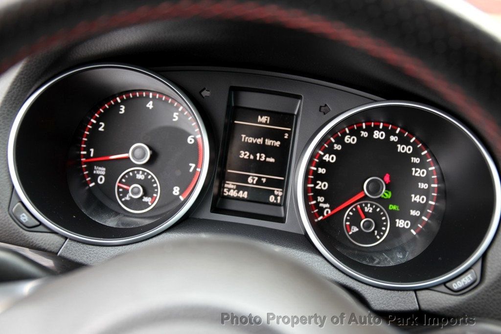 2012 Volkswagen Golf GTI Base photo 34