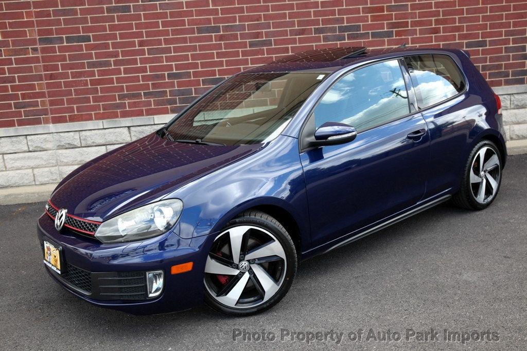 2012 Volkswagen Golf GTI Base photo 3