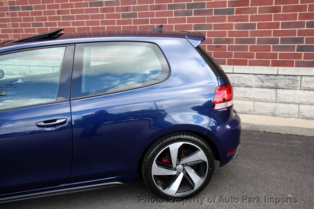 2012 Volkswagen Golf GTI Base photo 5