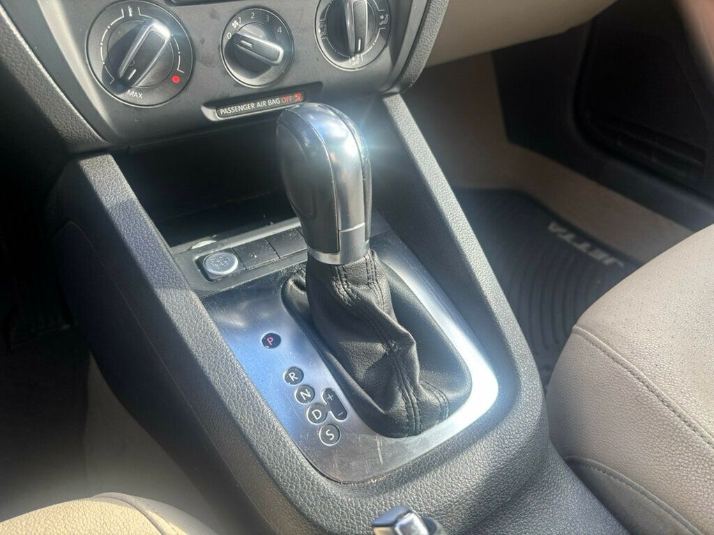 2012 Volkswagen Jetta Sedan 2012 VOLKSWAGEN JETTA SEL PZEV - 22950378 - 28