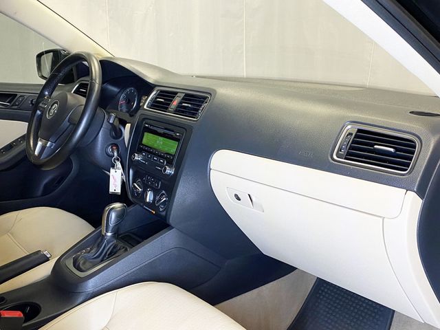 2012 Volkswagen Jetta Sedan 4dr Automatic SE - 22950507 - 35
