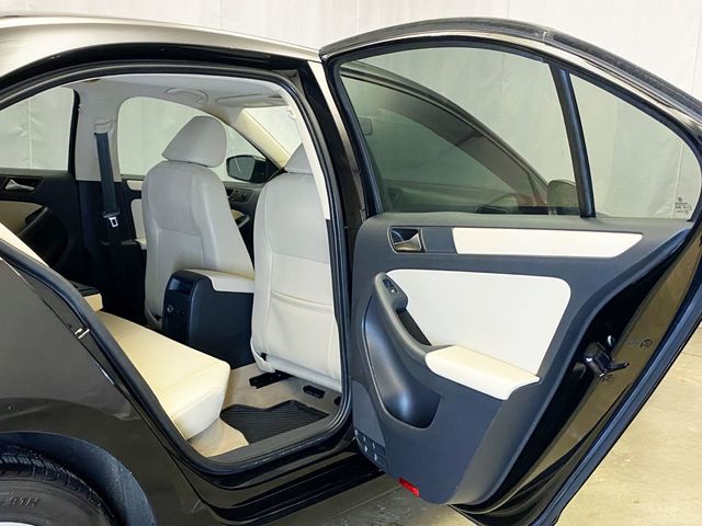 2012 Volkswagen Jetta Sedan 4dr Automatic SE - 22950507 - 37