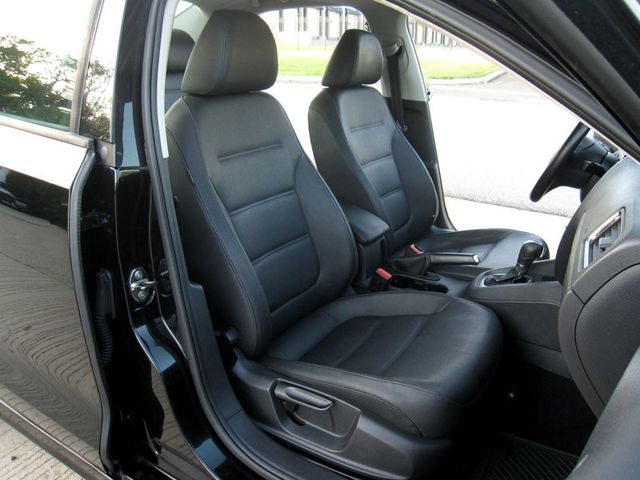 2012 Volkswagen Jetta Sedan 4dr Automatic SE w/Convenience & Sunroof - 23048806 - 21