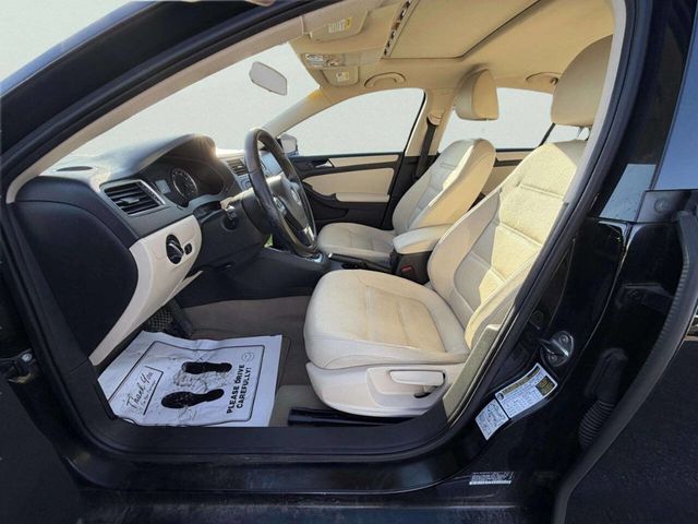 2012 Volkswagen Jetta Sedan 4dr Automatic SE w/Convenience & Sunroof - 22998520 - 11