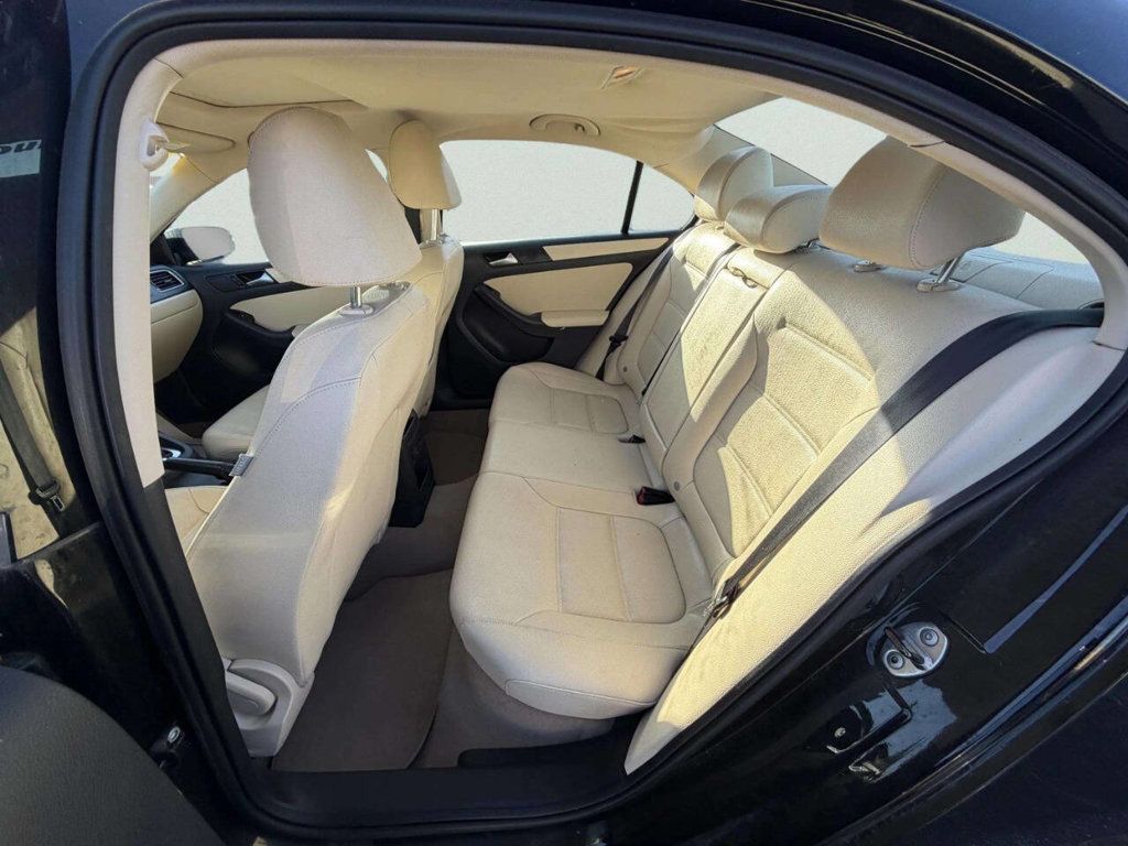 2012 Volkswagen Jetta Sedan 4dr Automatic SE w/Convenience & Sunroof - 22998520 - 15