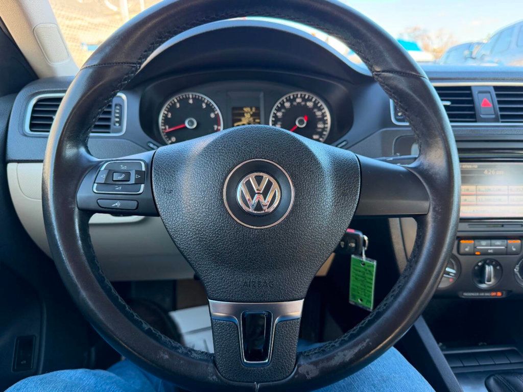 2012 Volkswagen Jetta Sedan 4dr Automatic SE w/Convenience & Sunroof - 22998520 - 23