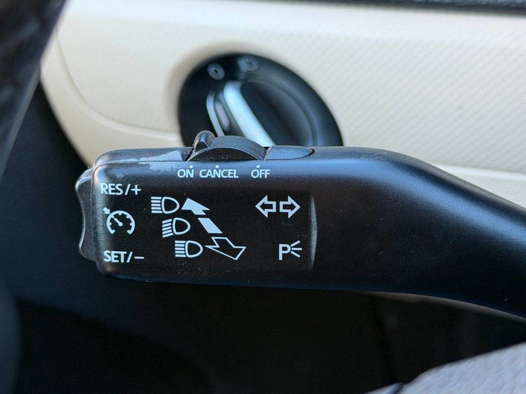 2012 Volkswagen Jetta Sedan 4dr Automatic SE w/Convenience & Sunroof - 22998520 - 25