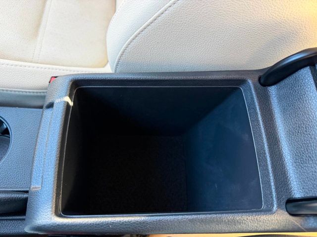 2012 Volkswagen Jetta Sedan 4dr Automatic SE w/Convenience & Sunroof - 22998520 - 37