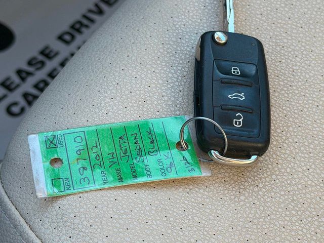 2012 Volkswagen Jetta Sedan 4dr Automatic SE w/Convenience & Sunroof - 22998520 - 38