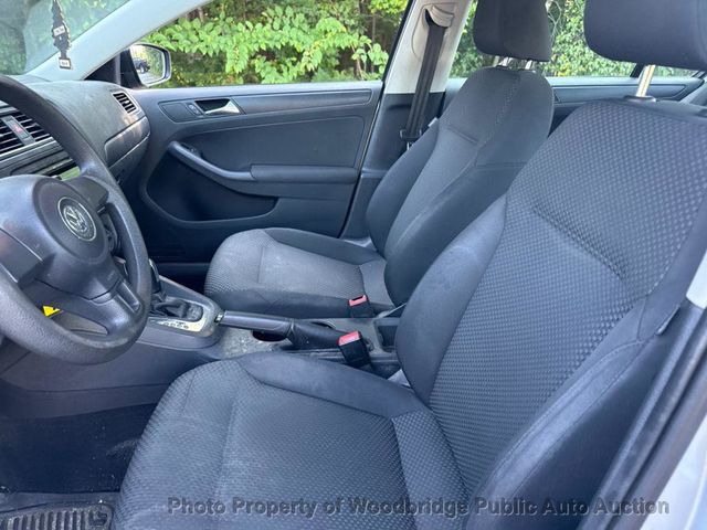 2012 Volkswagen Jetta Sedan S - 22905646 - 9