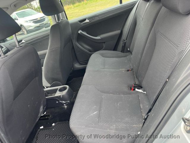 2012 Volkswagen Jetta Sedan S - 23010473 - 10