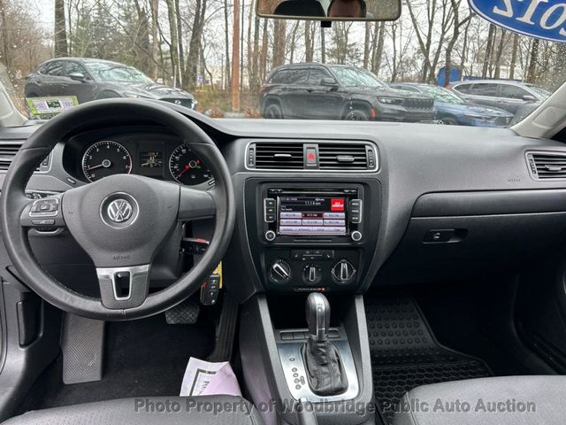 2012 Volkswagen Jetta Sedan SE - 23000030 - 6