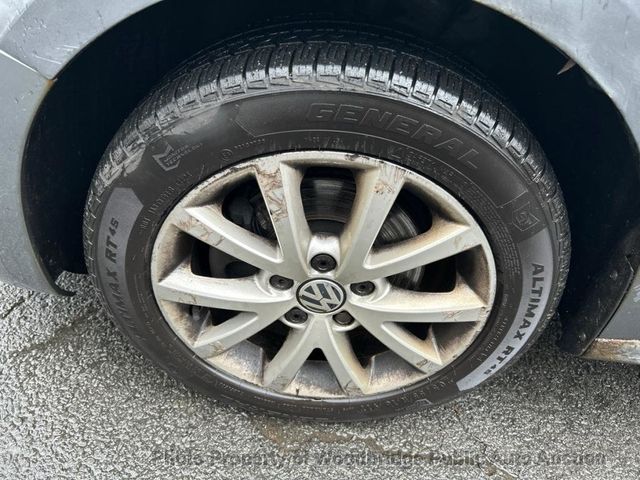 2012 Volkswagen Jetta Sedan SE - 23001324 - 10