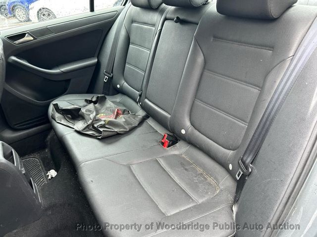 2012 Volkswagen Jetta Sedan SE - 23001324 - 8