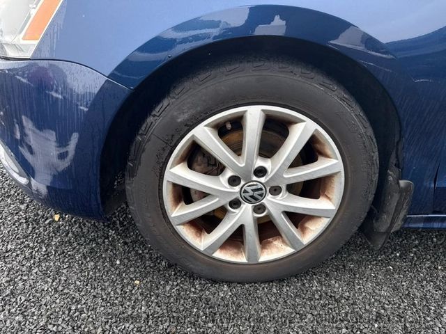 2012 Volkswagen Jetta Sedan SE - 23017233 - 11
