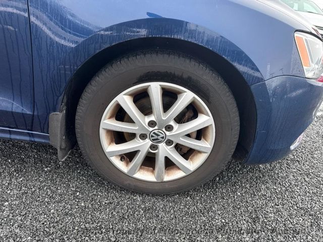2012 Volkswagen Jetta Sedan SE - 23017233 - 12