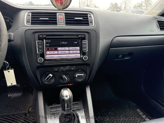 2012 Volkswagen Jetta Sedan SE - 23017233 - 8