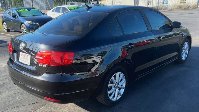 2012 Volkswagen Jetta Sedan SE - 23004027 - 7