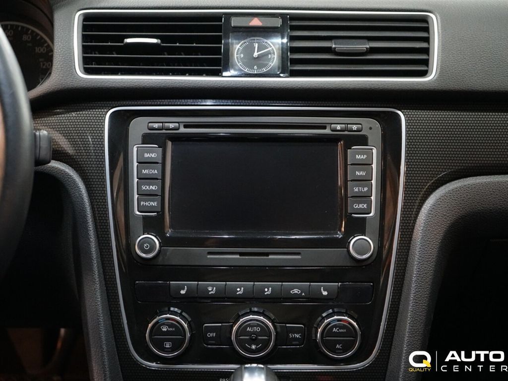 2012 Volkswagen Passat 4dr Sedan 2.0L DSG TDI SEL Premium - 22957483 - 16