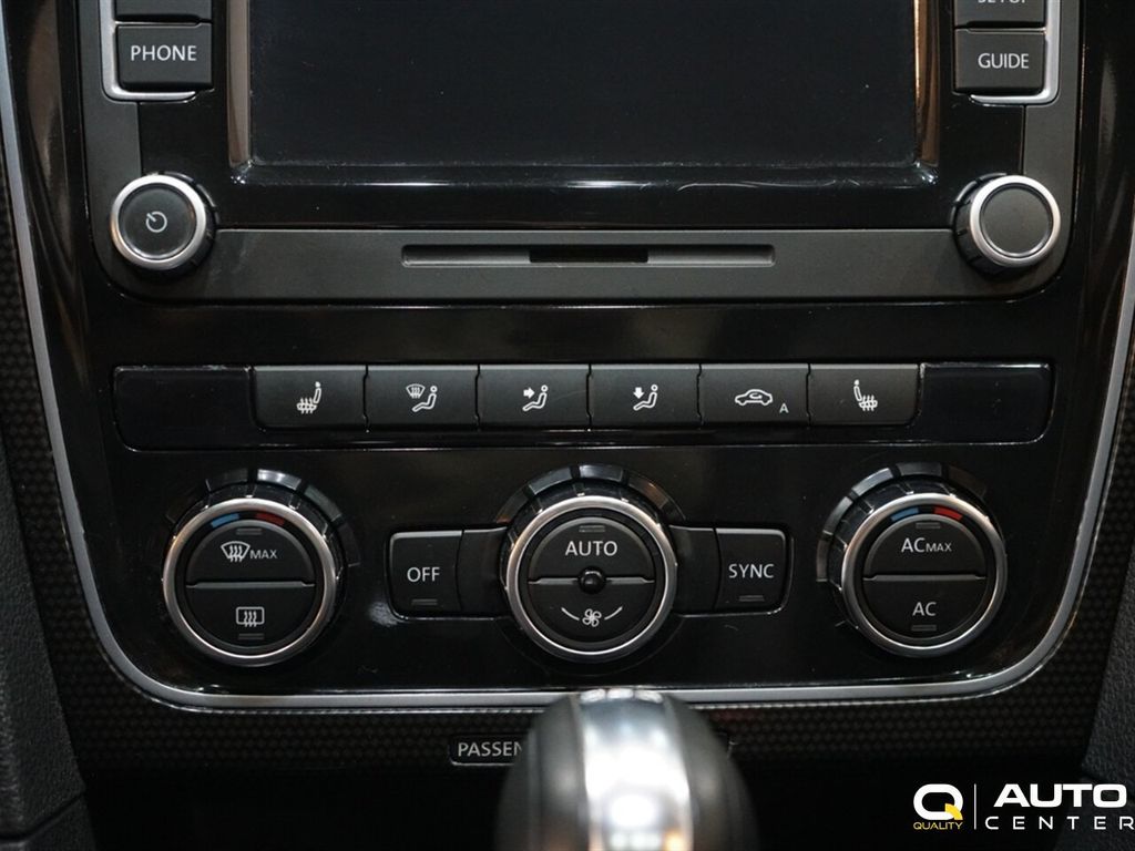 2012 Volkswagen Passat 4dr Sedan 2.0L DSG TDI SEL Premium - 22957483 - 17