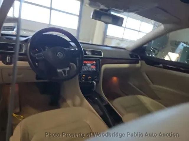 2012 Volkswagen Passat 4dr Sedan 2.5L Automatic SEL - 22991769 - 5