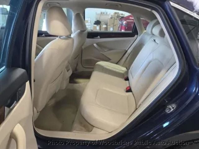 2012 Volkswagen Passat 4dr Sedan 2.5L Automatic SEL - 22991769 - 8