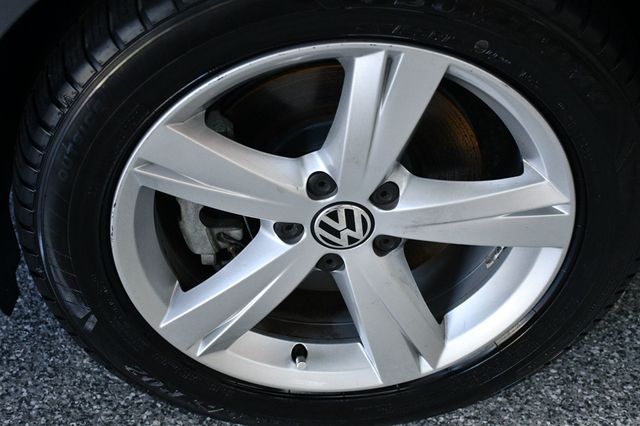 2012 Volkswagen Passat 4dr Sedan 2.5L Automatic SE w/Sunroof - 23060813 - 16