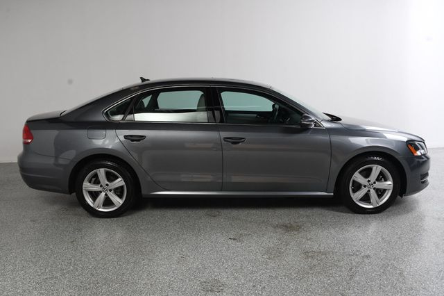 2012 Volkswagen Passat 4dr Sedan 2.5L Automatic SE w/Sunroof - 23060813 - 2